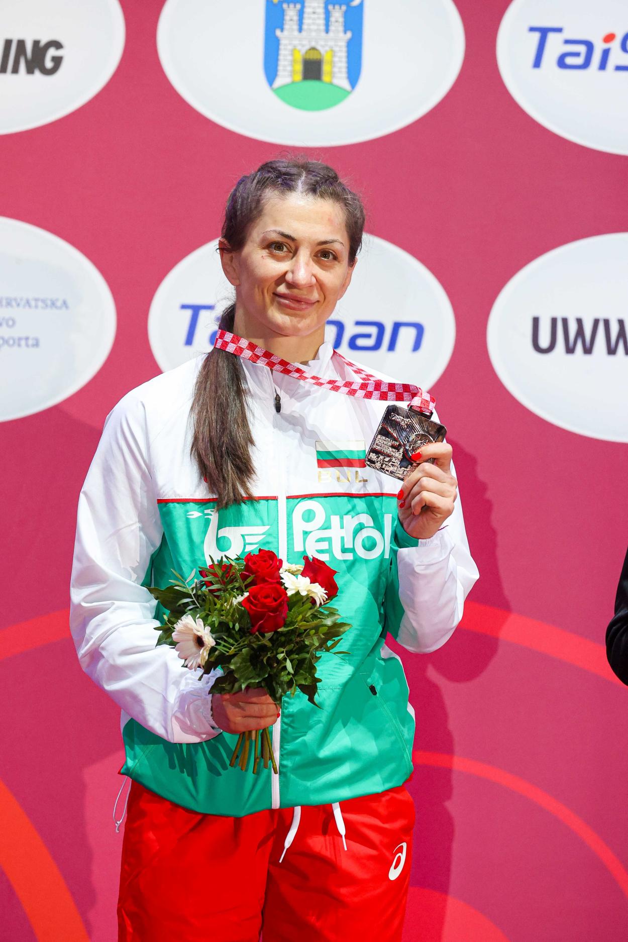 16 Евелина Николова медал1