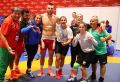 5 Кирил Милов с женския национален отбор