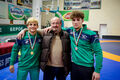 3 Николай Стоянов със синовете си Иван Стоянов вляво и Радомир